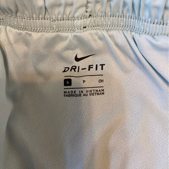 Nike Dry-fit shorts - Picture 3 of 3